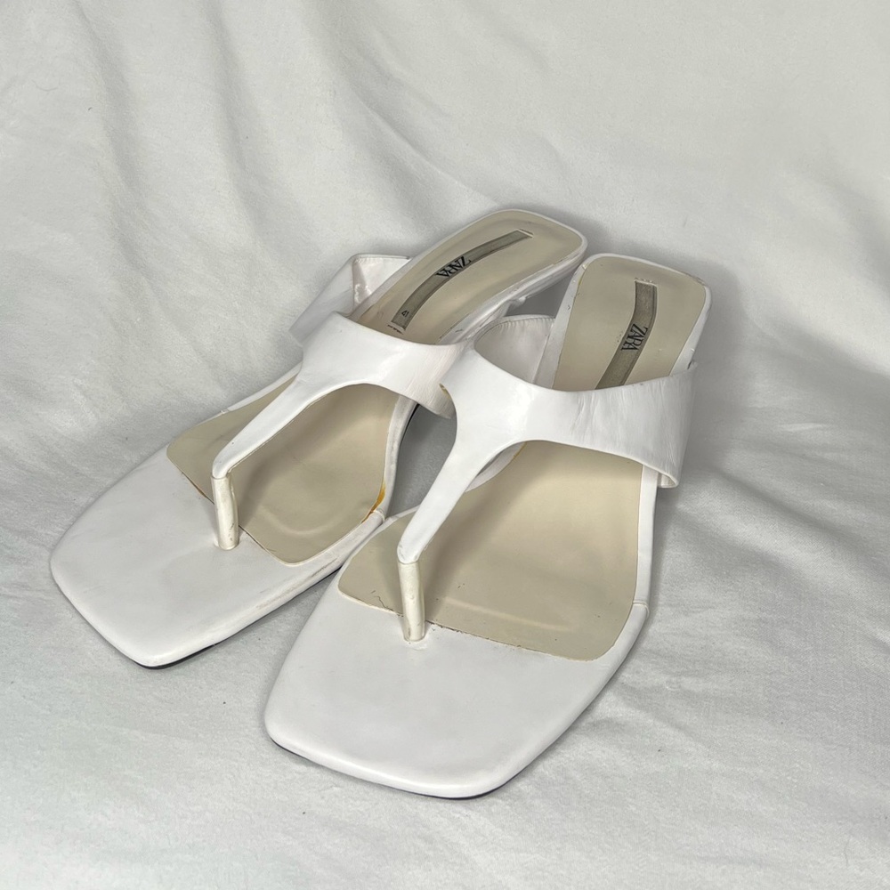 Kitten heel